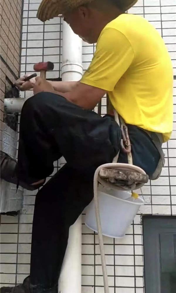 �ܵ����b���S��